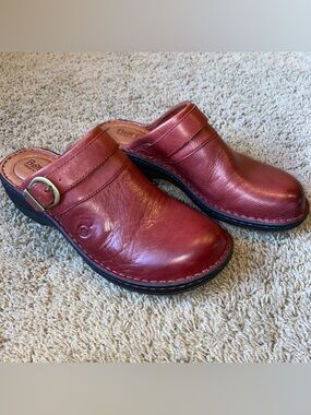 Born Leather Slip On Mules Womens Size 10 Red Clogs Boho Buckle Festival